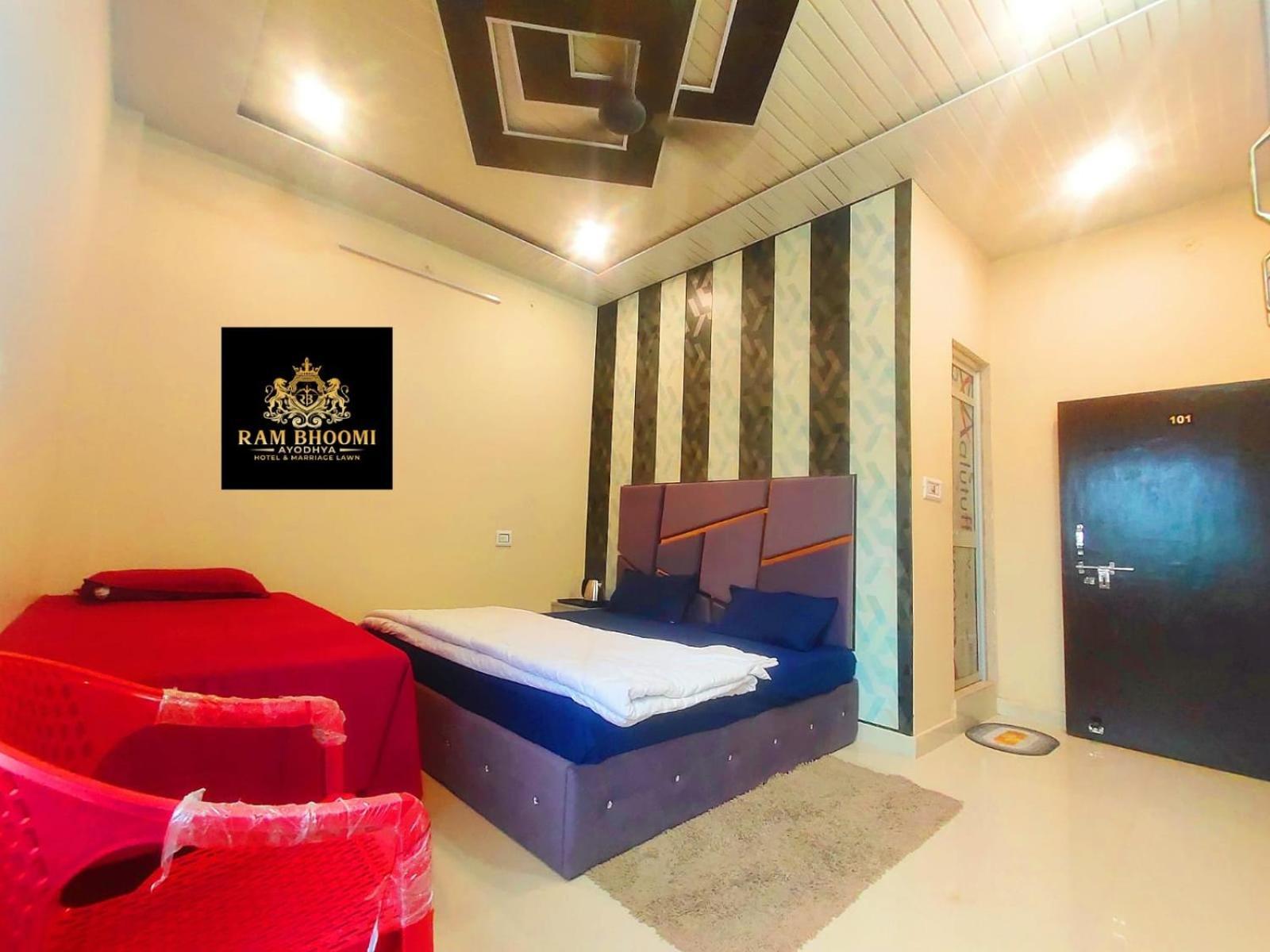 Hotel Rambhoomi Ayodhya Extérieur photo